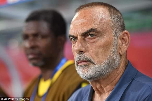 FORMER CHELSEA COACH EYING FOR NATIONAL TEAM JOB