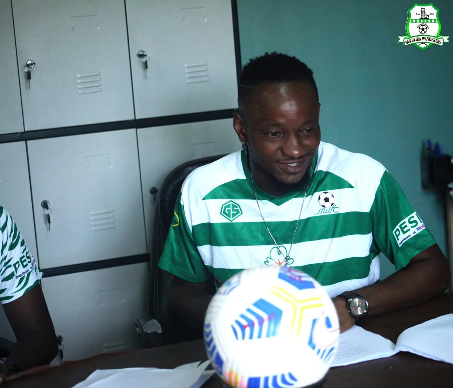 Mufulira Wanderers Bolster Squad with Striker Djo Ntambwe's Signing