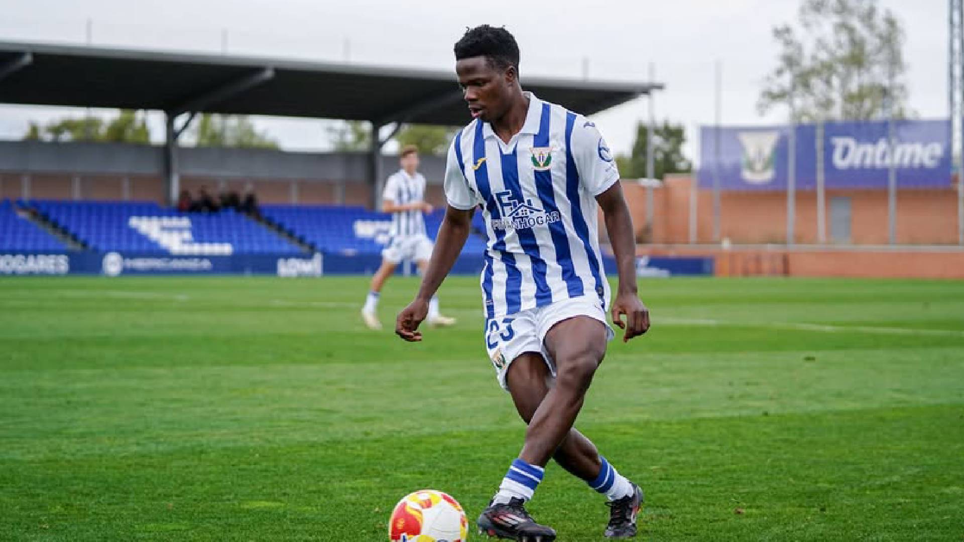 David Hamansenya Completes Move to SK Artis Brno