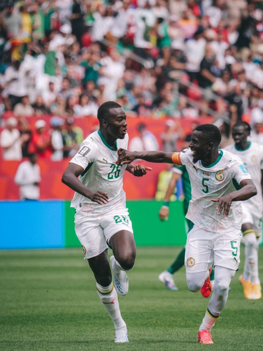 Senegal Join African Charge Into World Cup Last 32