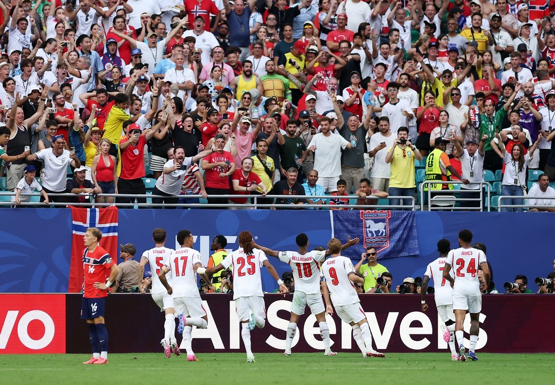 Argentina Beat Switzerland 3-1 to Set Up England Showdown