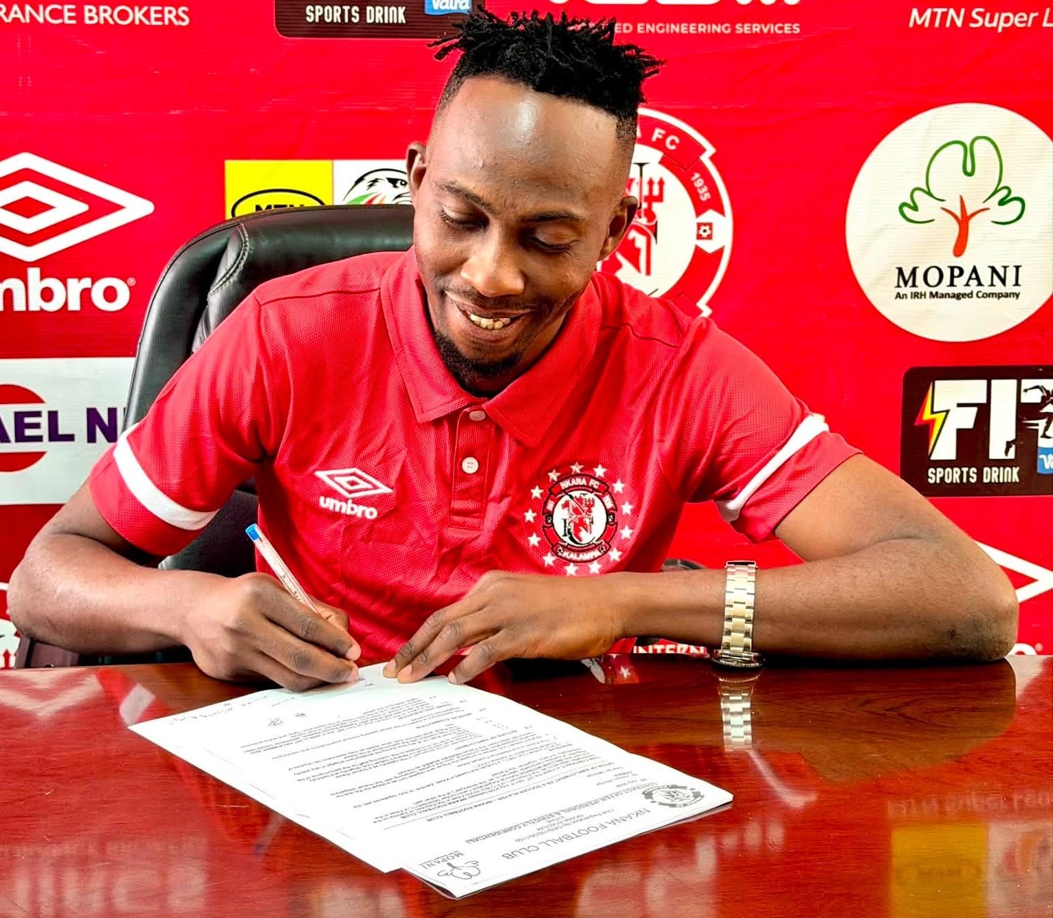 Nkana Re-Sign Goalkeeper William Mtonga